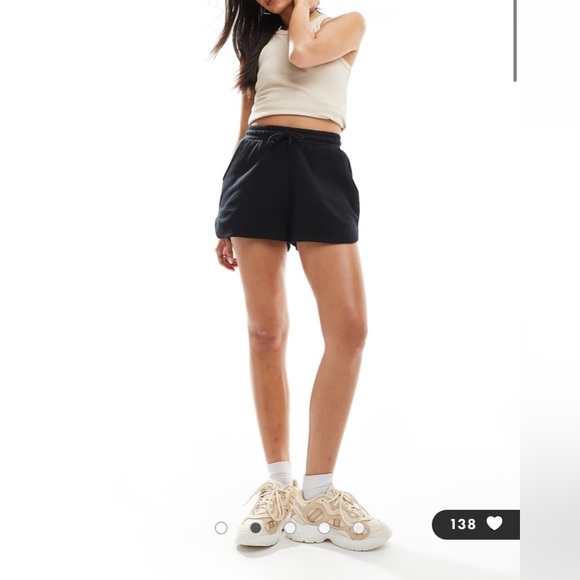 ASOS Design Black Sweatshirt Fabric Shorts NWOT - Picture 2 of 9